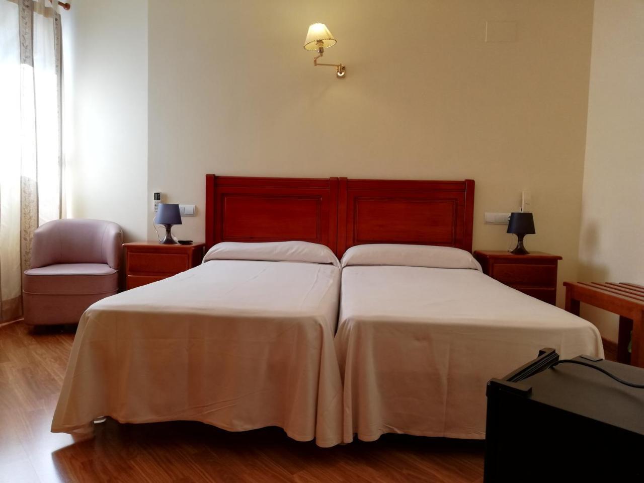Labella Maria Hotel Pinos Genil Eksteriør billede