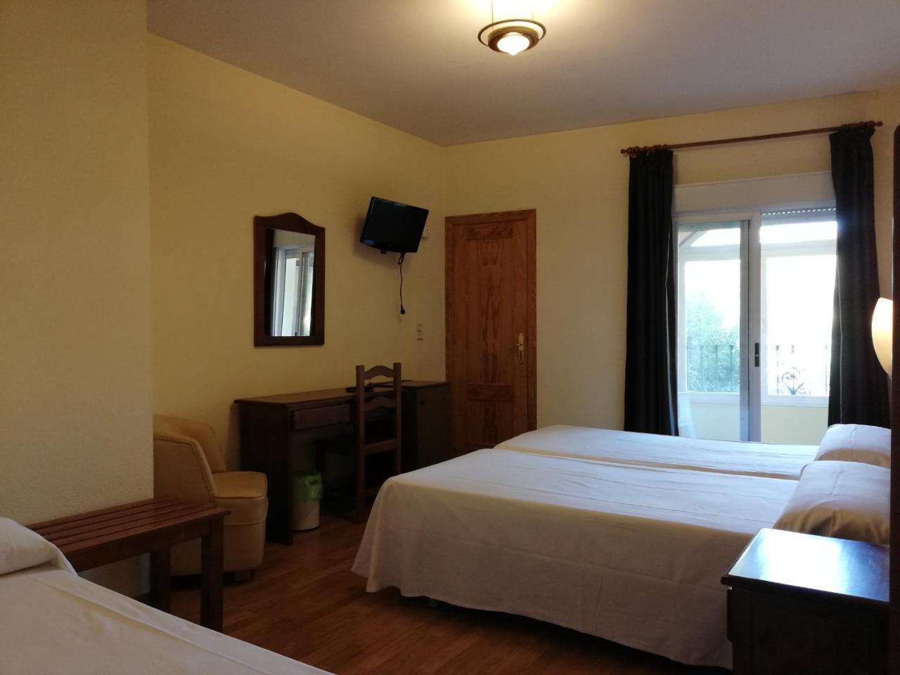 Labella Maria Hotel Pinos Genil Eksteriør billede