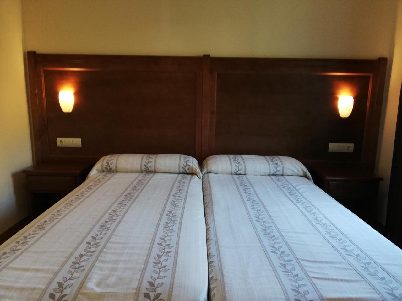 Labella Maria Hotel Pinos Genil Eksteriør billede