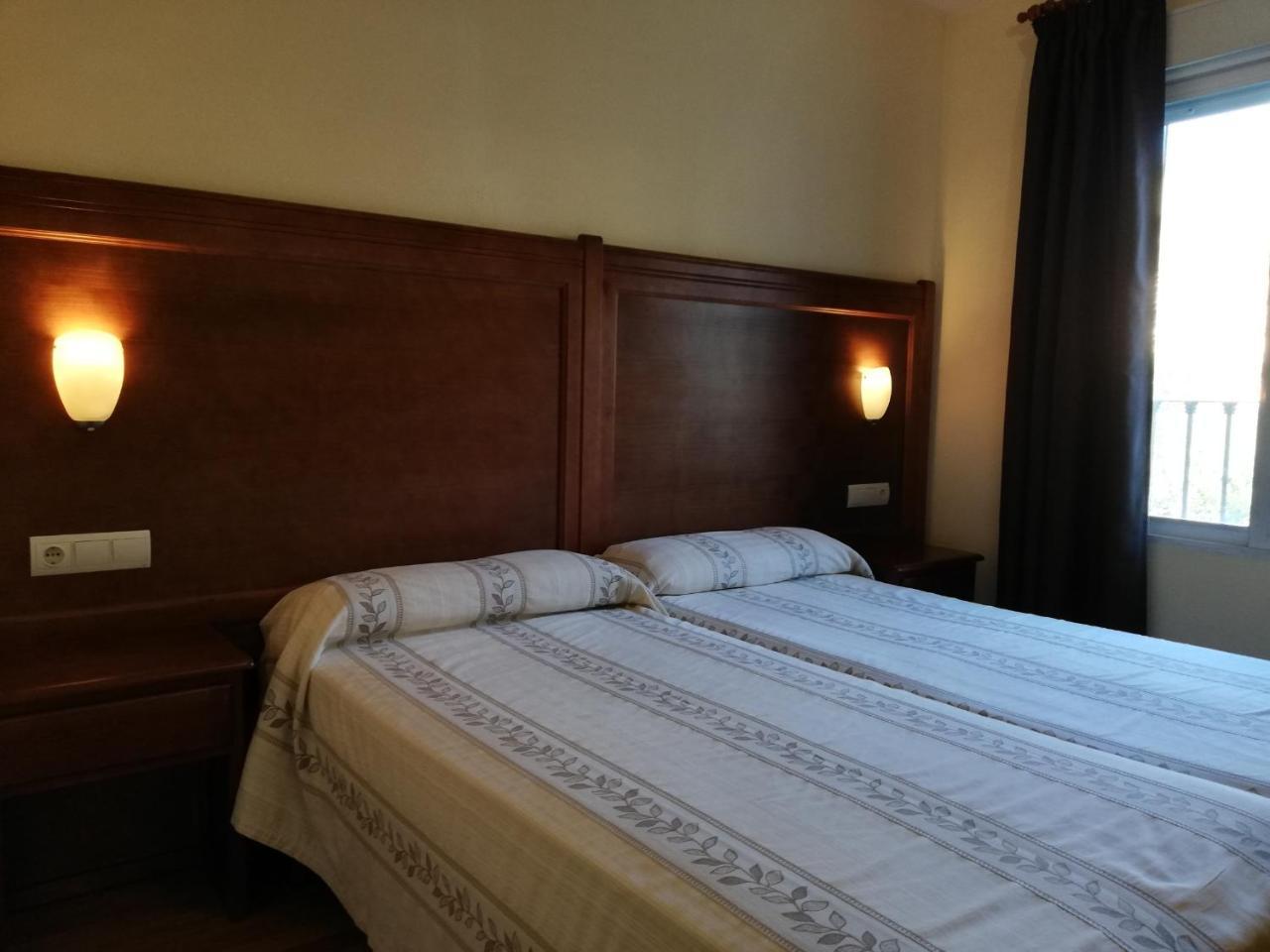 Labella Maria Hotel Pinos Genil Eksteriør billede